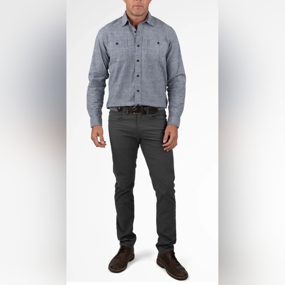 Tailor Vintage Connecticut Originals Luxe Performance Men’s Button Down Shirt - Picture 3 of 12